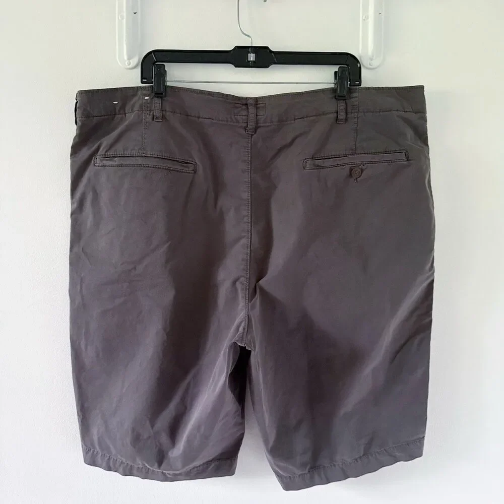 American Eagle Shorts Men 44 Gray Next Level Flex Longer Length Chino Cotton AE